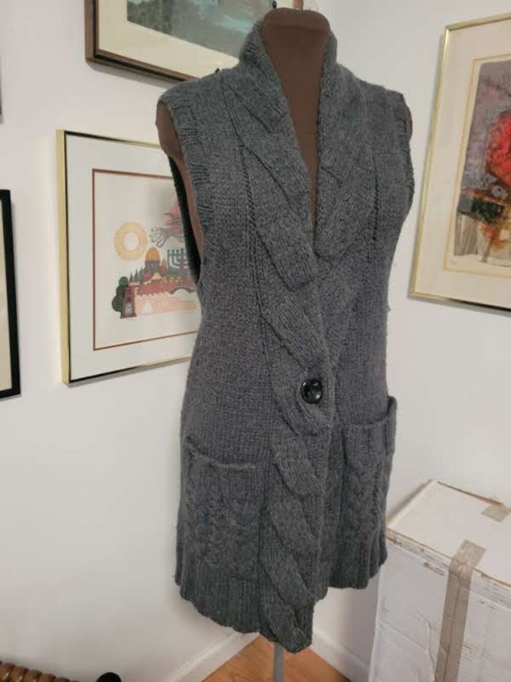 Cashmere and Lambswool Thick Over vest coat Size Small by N.Peal London